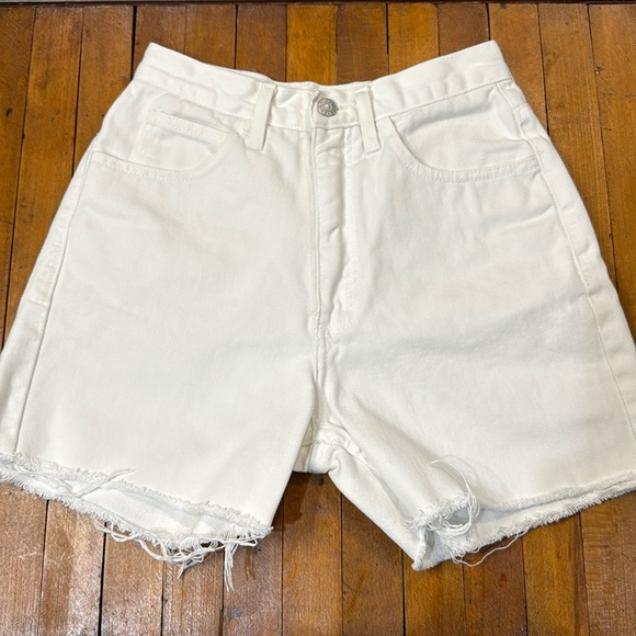 Guess White Cutoff Jean Shorts 26x3.5" Size 27 - Picture 3 of 6